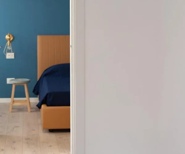 Valle Aurelia Station House Two By Dama *