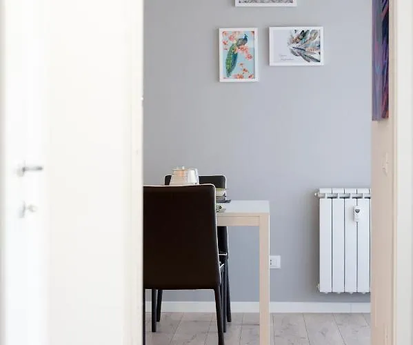Valle Aurelia Station House Two By Dama